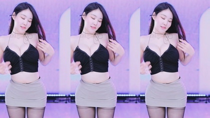 Admirez la Déesse érotique asiatique dans toute sa splendeur - Vidéo exclusive 2024