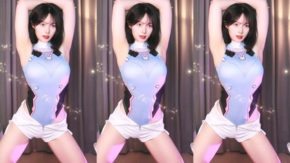 Découvrez la sensationnelle Sumin 2005 dans cette vidéo pour adultes captivante