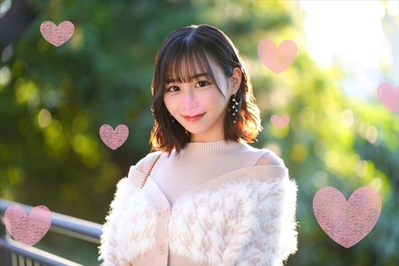 Découvrez la scène torride de l'influenceuse TikTok française de 29 ans et d'un membre du personnel