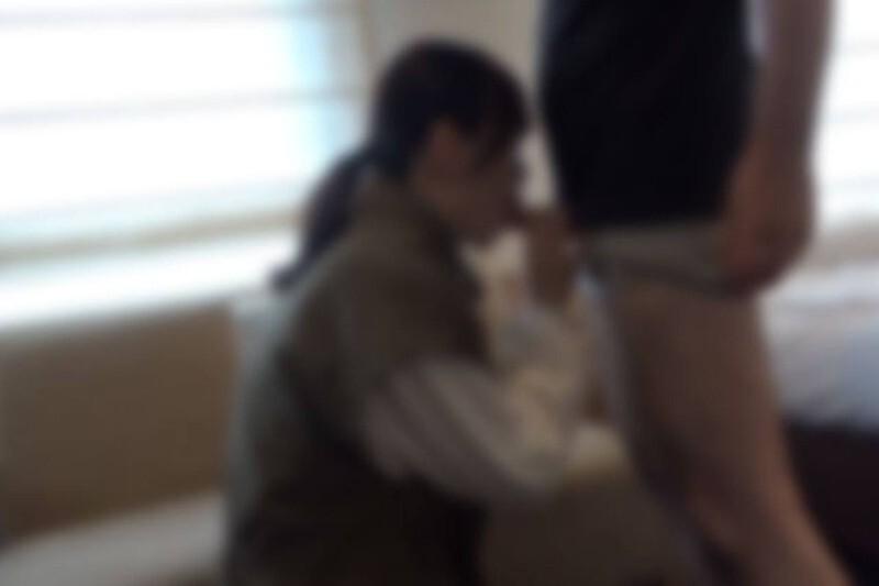 Découvrez une fille expérimentée avec un seul homme dans une vidéo captivante