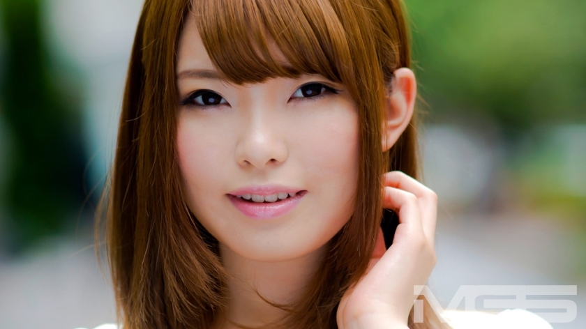 Découvrez la performance sensationnelle de l'étudiante en musique Serina-chan