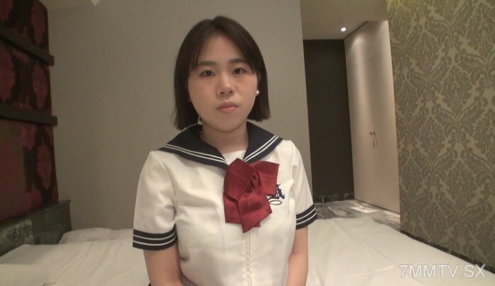 Découvrez l'amour sexuel captivant d'une idole souterraine F-Cup de 18 ans !